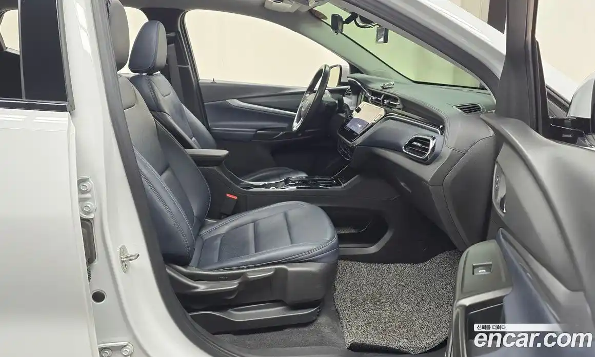 Chevrolet 볼트 EUV 2022 0.2 Автомат в Москве № 332485, фото 13