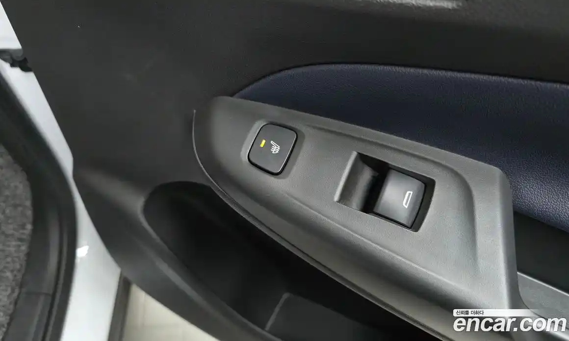 Chevrolet 볼트 EUV 2022 0.2 Автомат в Москве № 332485, фото 17