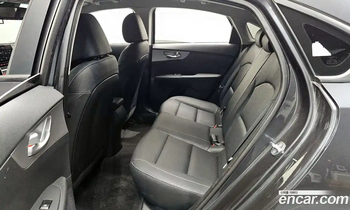 Kia K3 2022 1.6 Автомат в Москве № 361305, фото 12