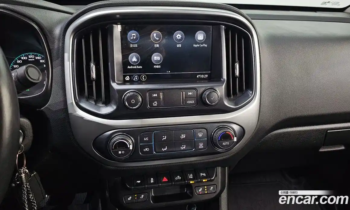 Chevrolet Colorado 2022 3.6 Автомат в Москве № 371090, фото 14