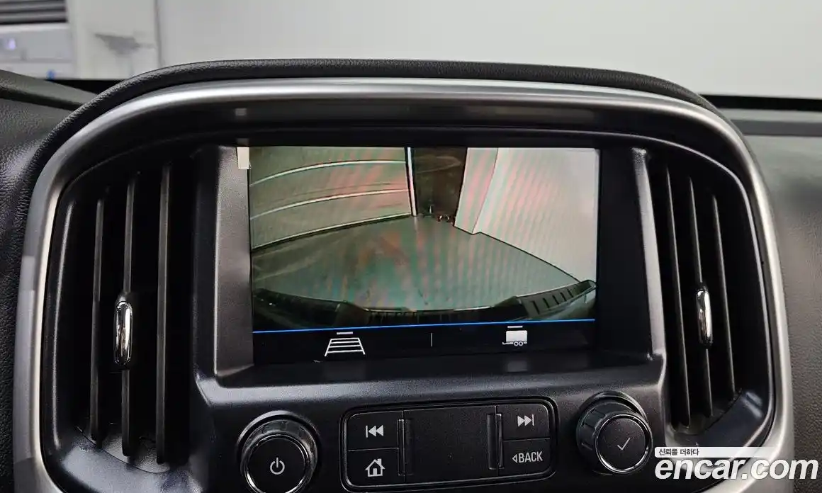 Chevrolet Colorado 2022 3.6 Автомат в Москве № 371090, фото 15