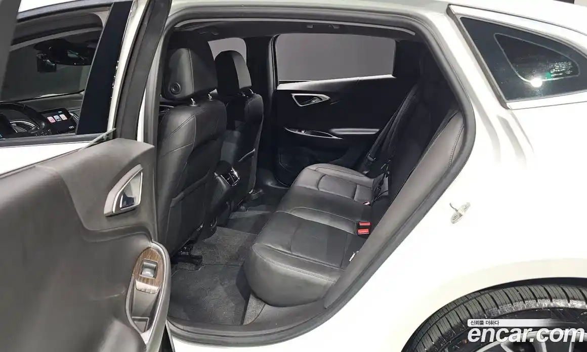 Chevrolet Malibu 2017 2.0 Автомат в Москве № 37353, фото 5