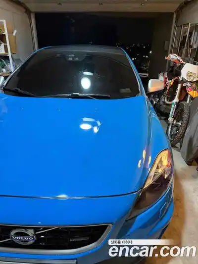 Volvo V40 2015 2.0 Автомат в Москве № 374077, миниатюра 11