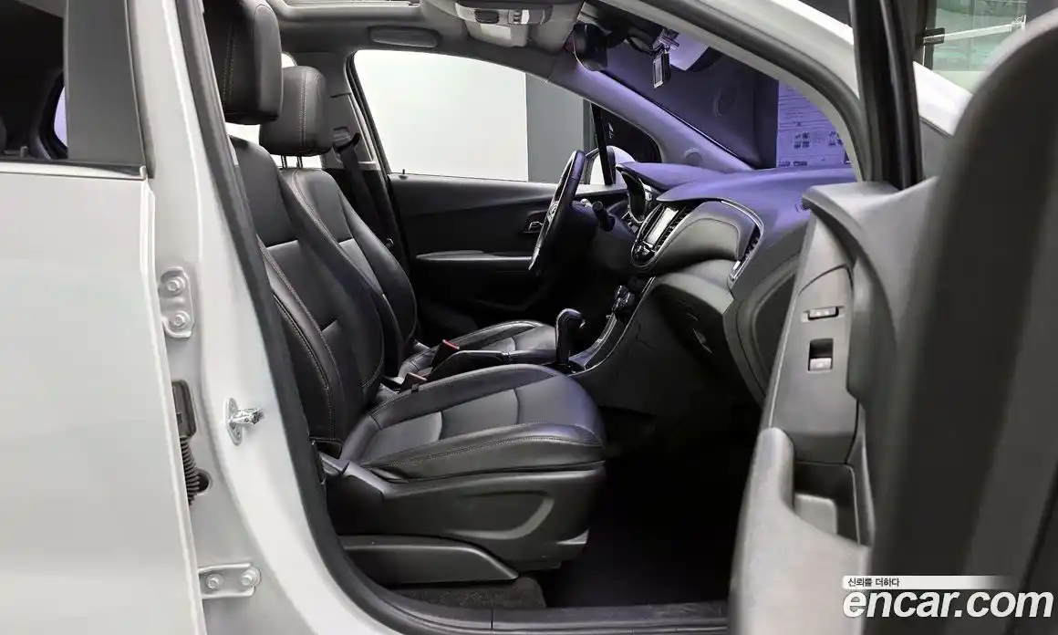 Chevrolet Trax 2017 1.4 Автомат в Москве № 37892, фото 10