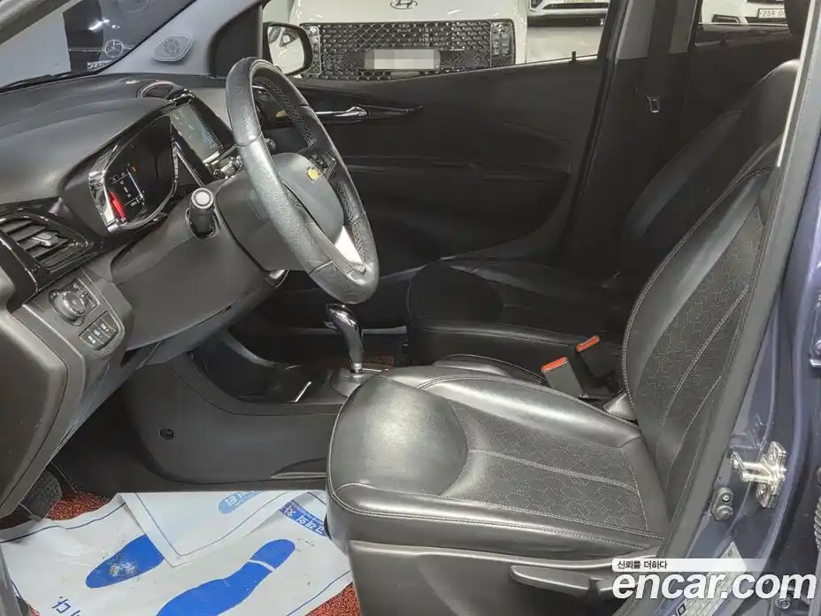 Chevrolet Spark 2016 1.0 Автомат в Москве № 38395, фото 10