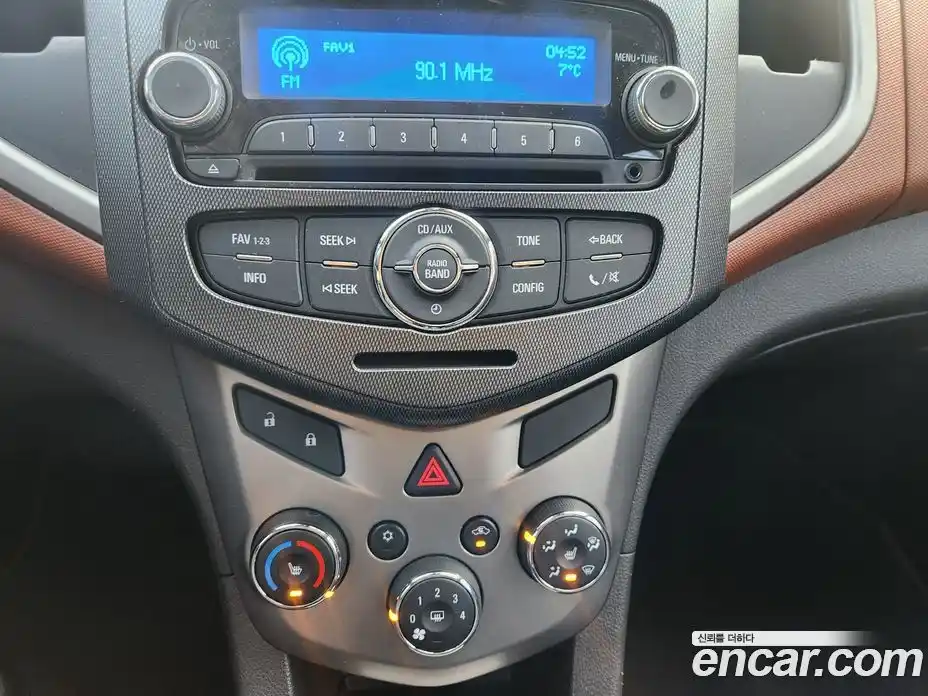Chevrolet Aveo 2014 1.6 Автомат в Москве № 38711, фото 16