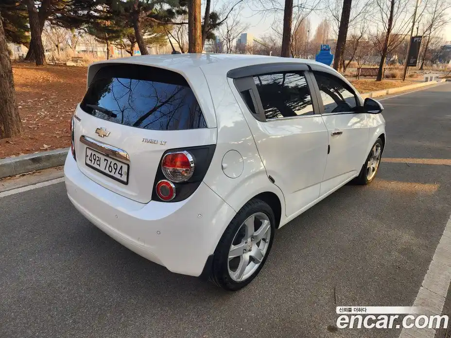 Chevrolet Aveo 2014 1.6 Автомат в Москве № 38711, фото 6