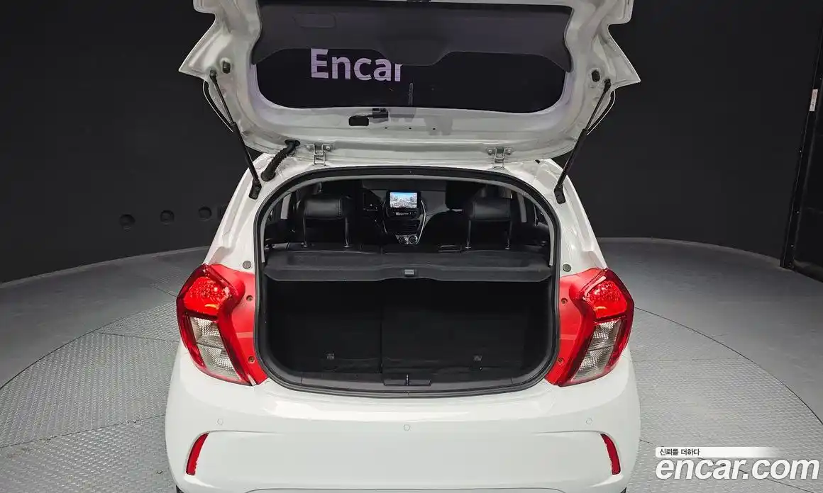 Chevrolet Spark 2016 1.0 Автомат в Москве № 38938, фото 14