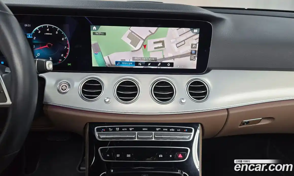 Mercedes-Benz E-Class 2021 2.0 Автомат в Москве № 390263, фото 14