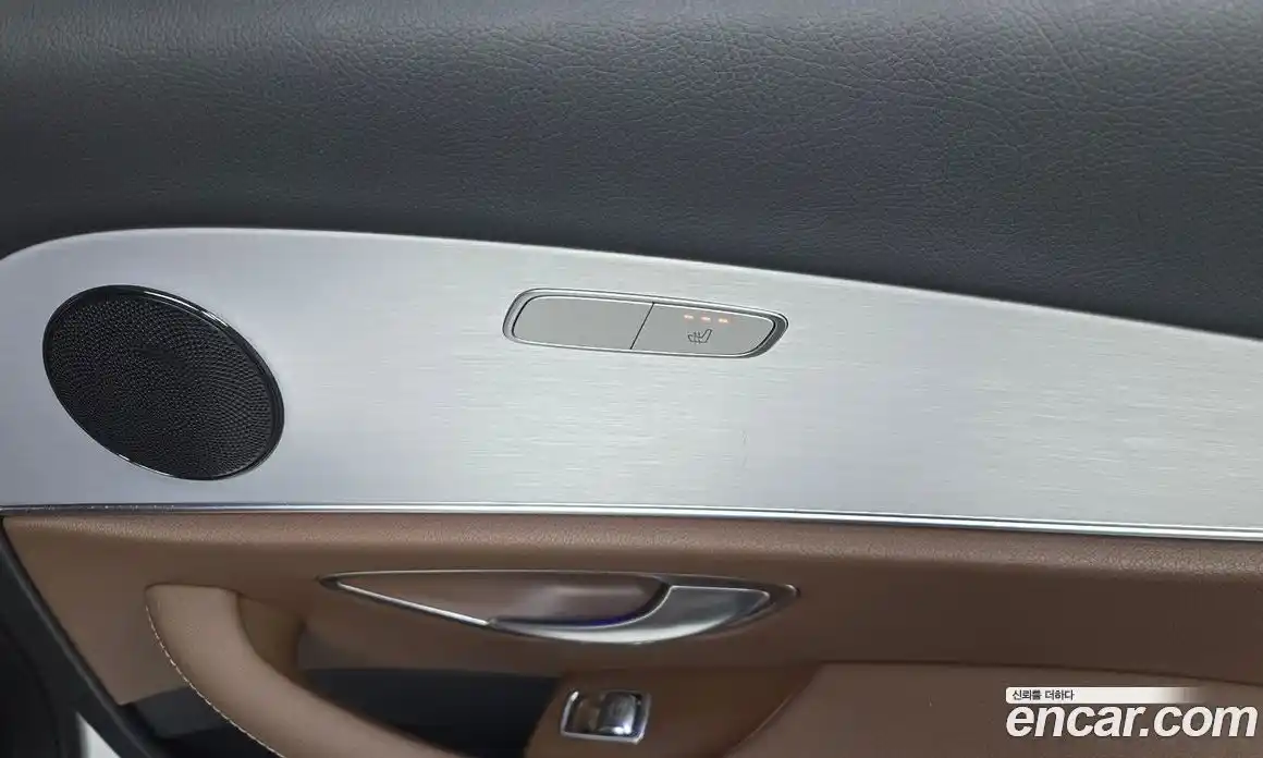 Mercedes-Benz E-Class 2021 2.0 Автомат в Москве № 390263, фото 18