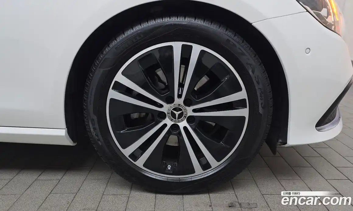 Mercedes-Benz E-Class 2021 2.0 Автомат в Москве № 390263, фото 5