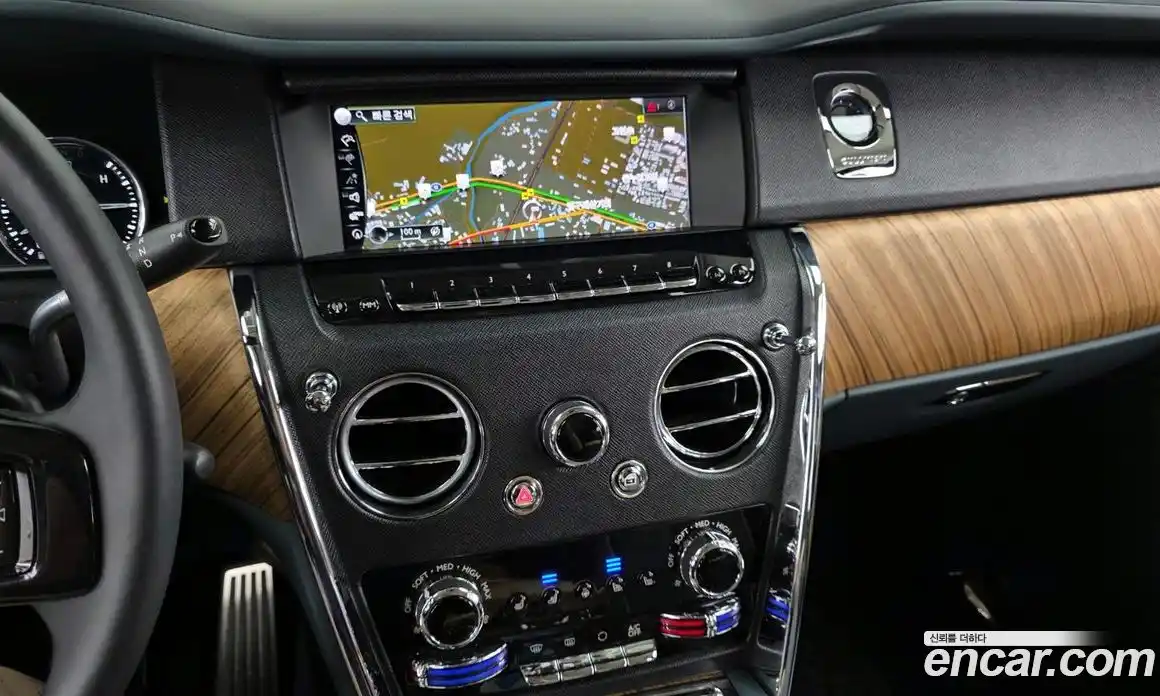 Rolls-Royce Cullinan 2023 6.7 Автомат в Москве № 407207, фото 15