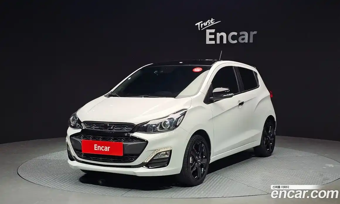 Chevrolet Spark 2022 1.0 Автомат в Москве № 411376, фото 1