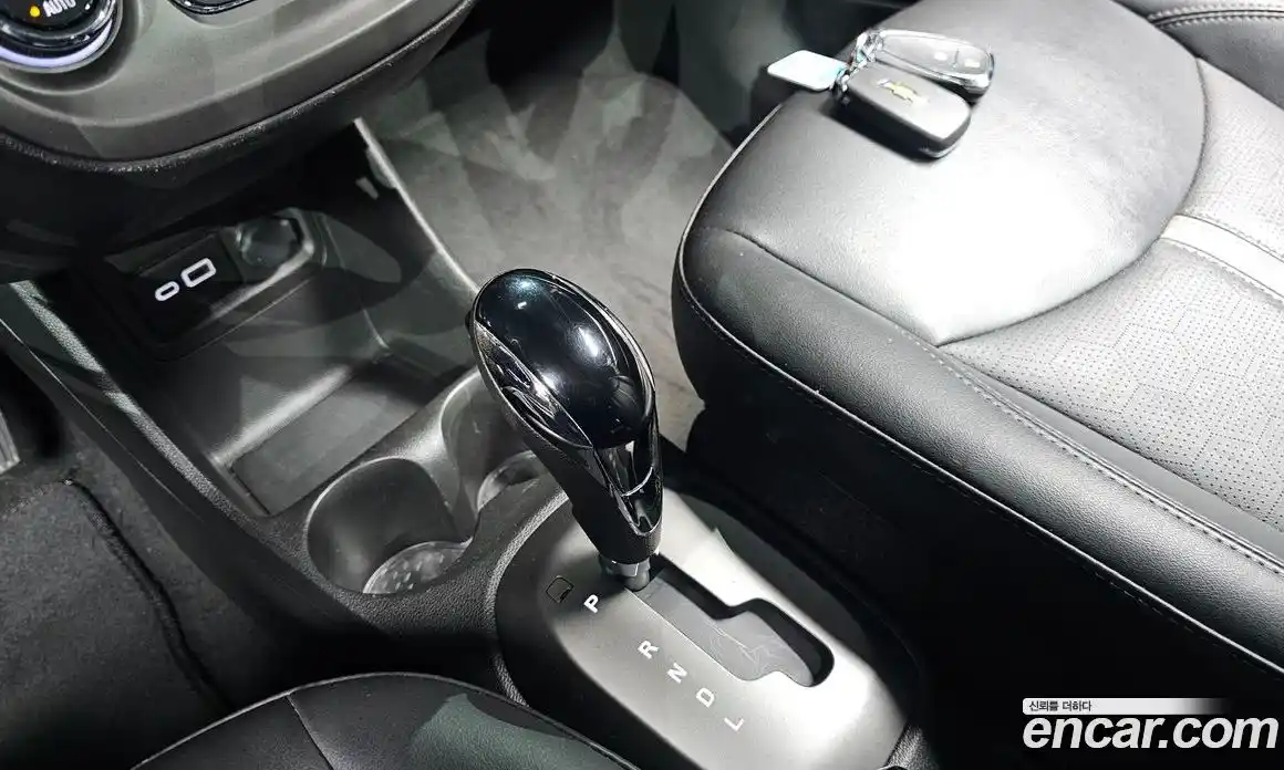 Chevrolet Spark 2022 1.0 Автомат в Москве № 411376, фото 9