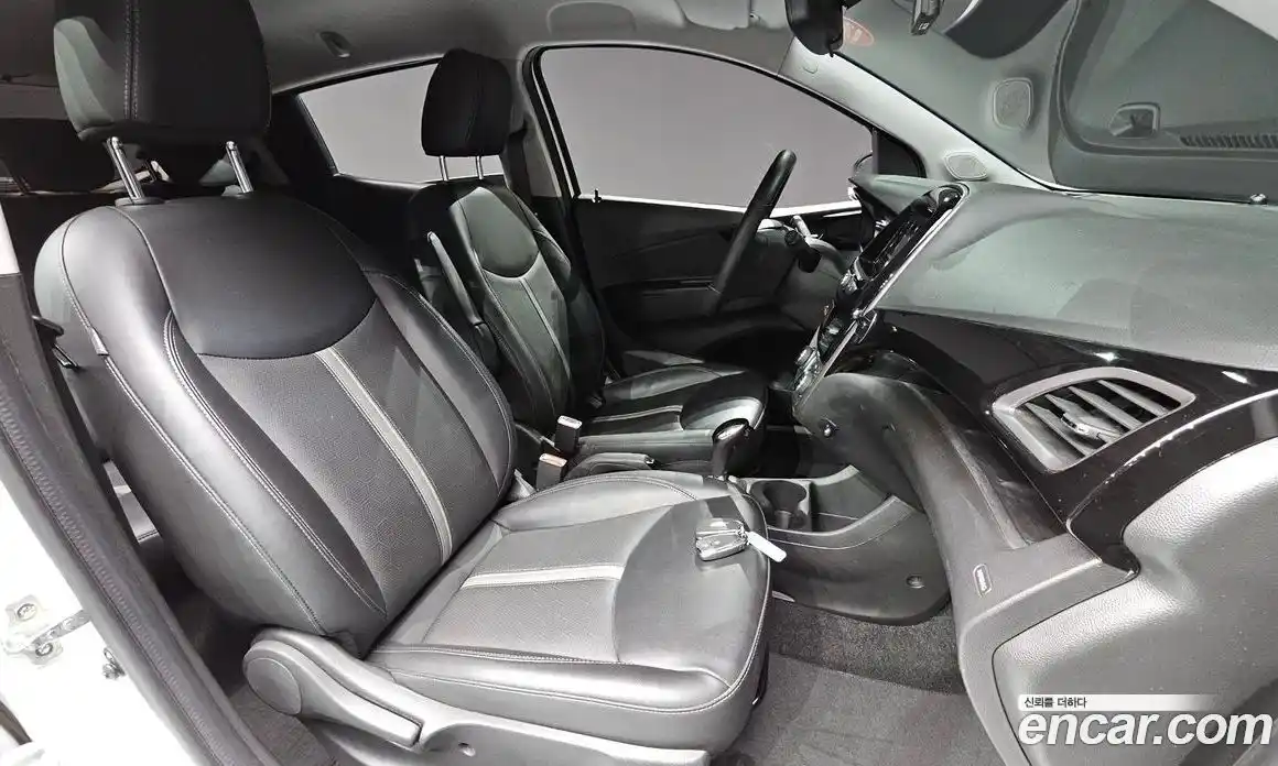 Chevrolet Spark 2022 1.0 Автомат в Москве № 411376, фото 10