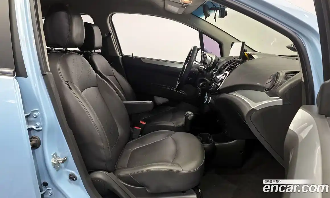 Chevrolet Spark 2015 1.0 Автомат в Москве № 41310, фото 8