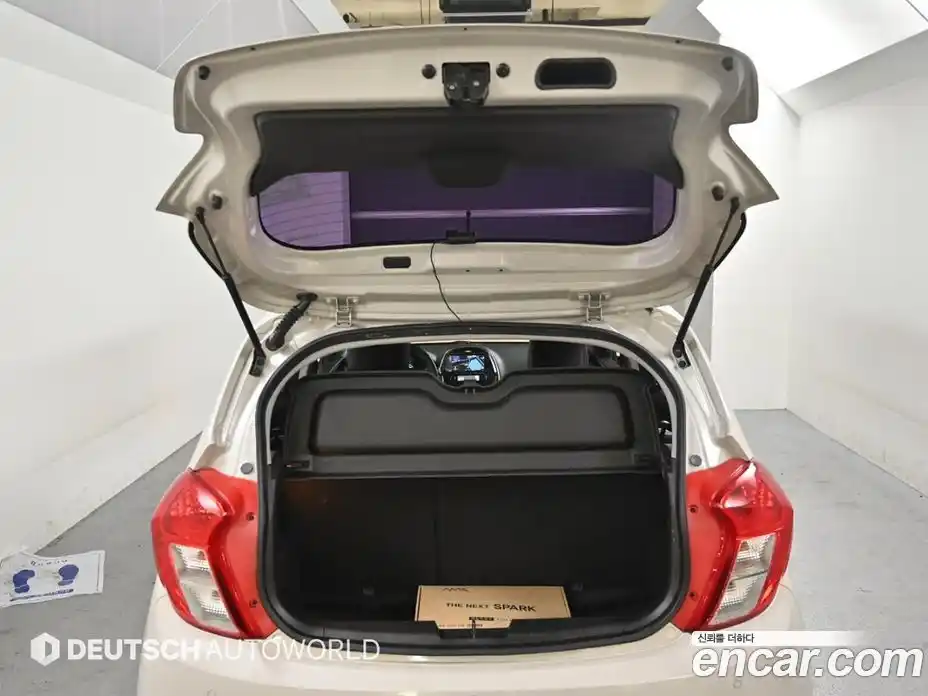 Chevrolet Spark 2018 1.0 Автомат в Москве № 41370, фото 20