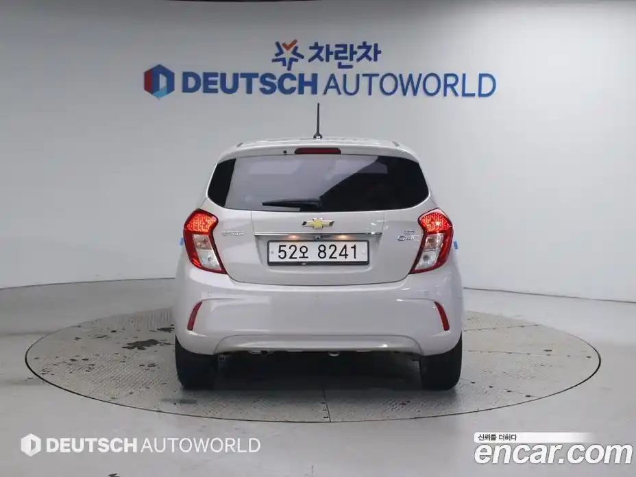 Chevrolet Spark 2018 1.0 Автомат в Москве № 41370, фото 4