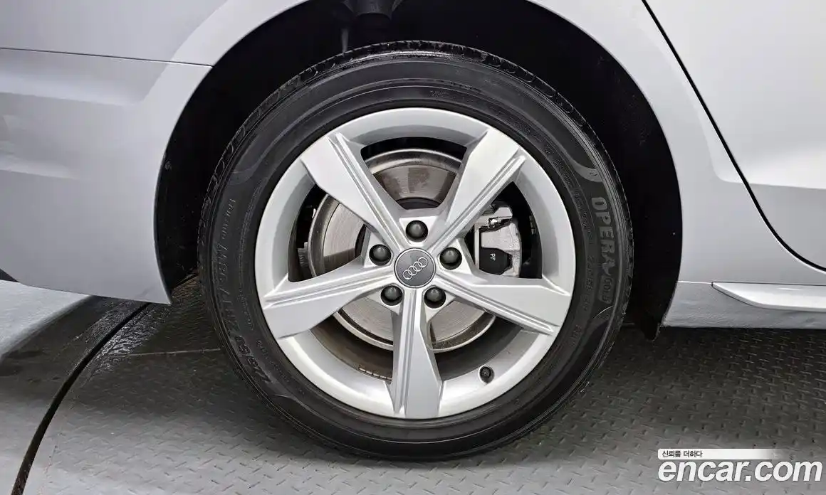 Audi A4 2020 2.0 Автомат в Москве № 414272, фото 5