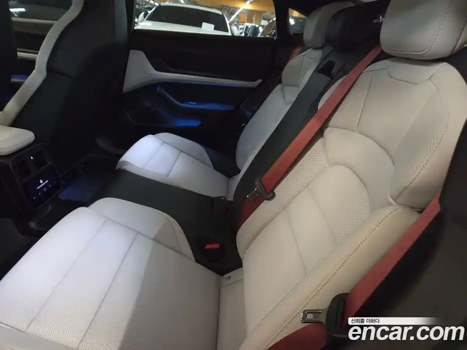 Porsche Taycan 2024 0.1 Автомат в Москве № 415647, фото 11