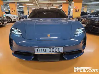 Porsche Taycan 2024 0.1 Автомат в Москве № 415647, миниатюра 2