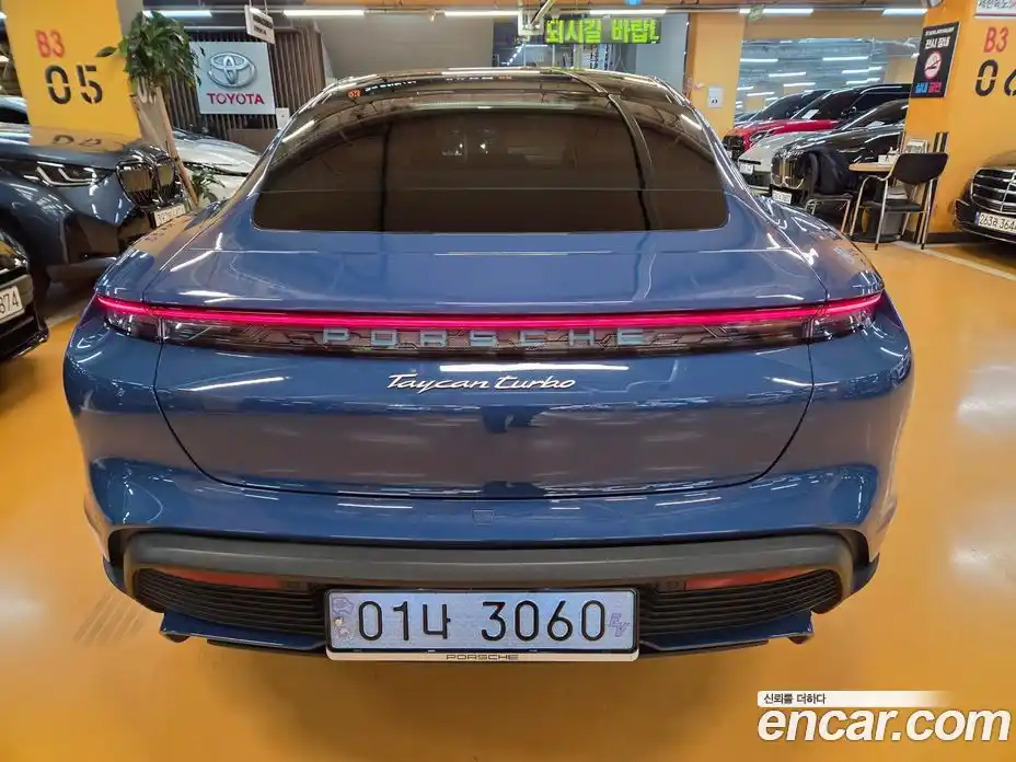 Porsche Taycan 2024 0.1 Автомат в Москве № 415647, фото 4