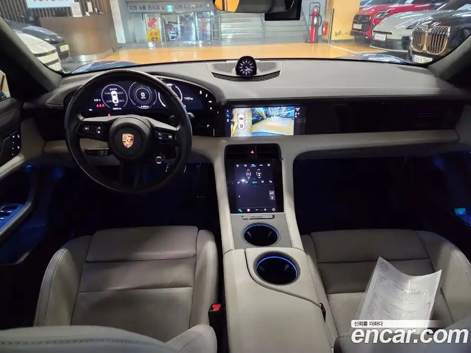 Porsche Taycan 2024 0.1 Автомат в Москве № 415647, фото 8