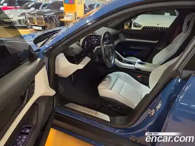 Porsche Taycan 2024 0.1 Автомат в Москве № 415647, миниатюра 10