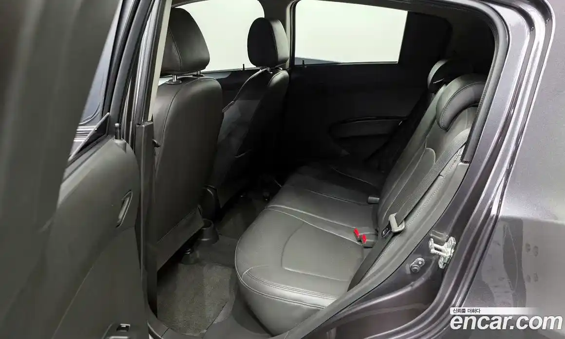 Chevrolet Spark 2014 1.0 Автомат в Москве № 41583, фото 15