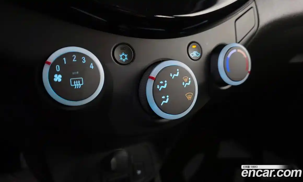 Chevrolet Spark 2014 1.0 Автомат в Москве № 41583, фото 20