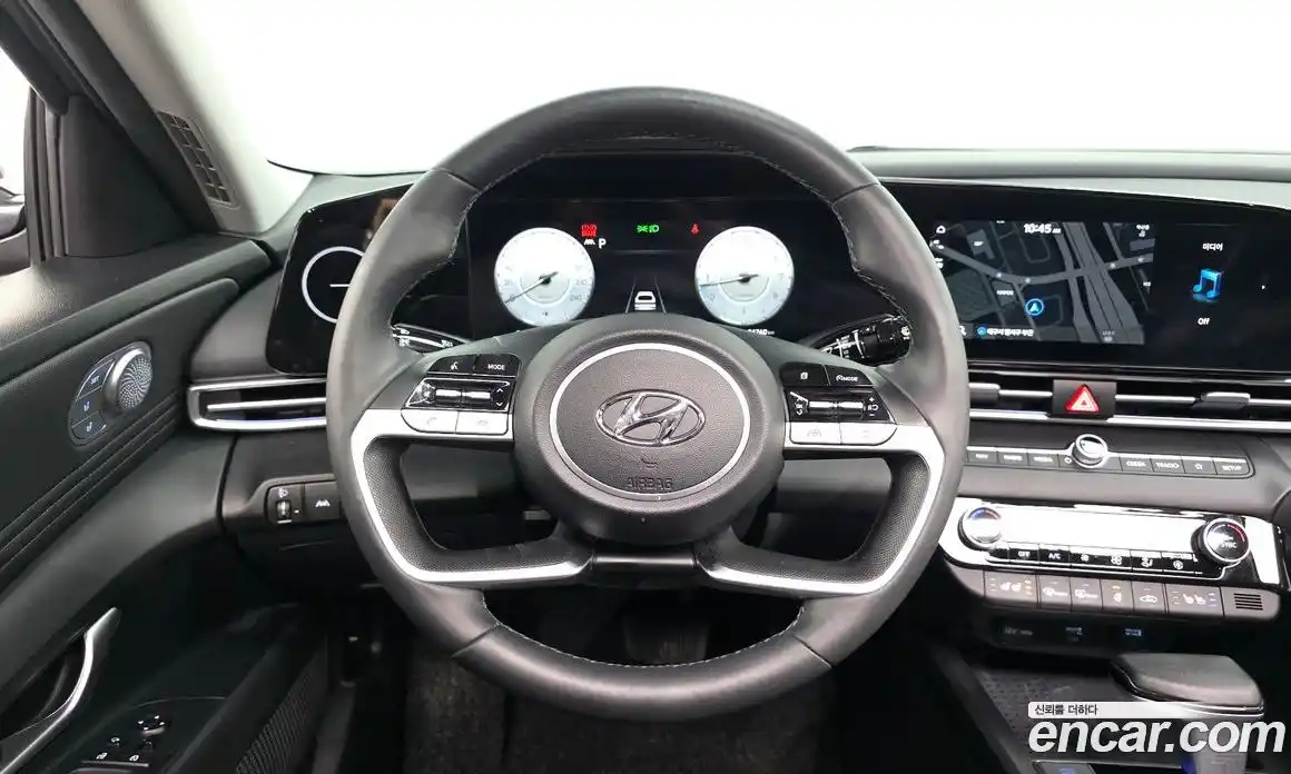 Hyundai Avante 2023 1.6 Автомат в Москве № 44361, фото 13