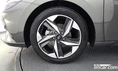 Hyundai Avante 2023 1.6 Автомат в Москве № 44361, миниатюра 5