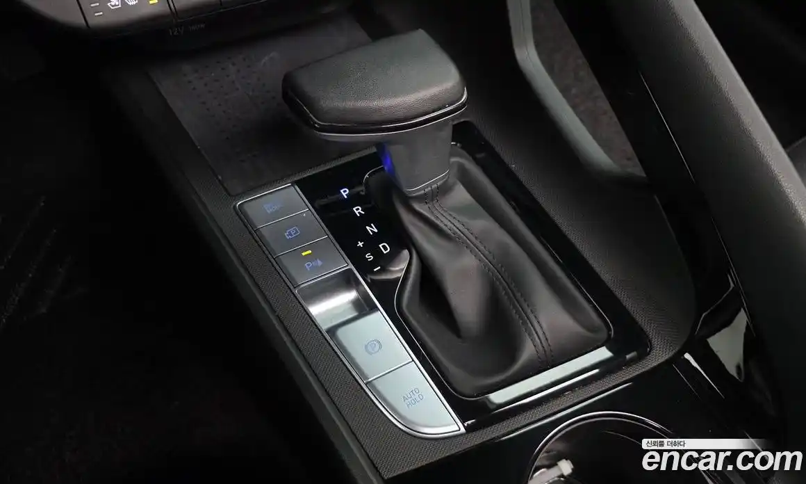 Hyundai Avante 2023 1.6 Автомат в Москве № 44361, фото 9