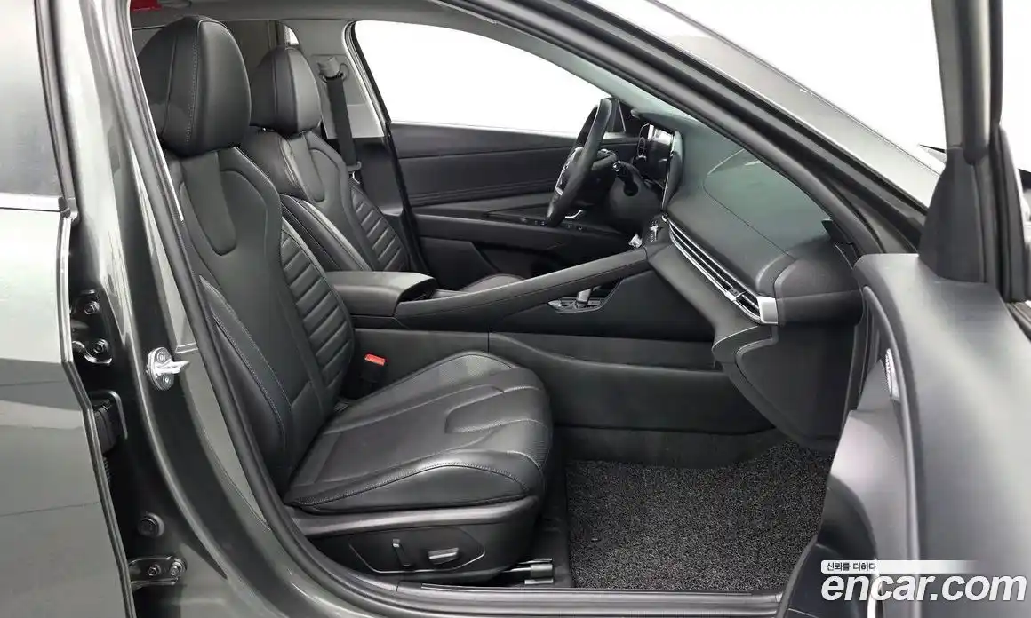 Hyundai Avante 2023 1.6 Автомат в Москве № 44361, фото 10