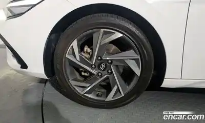 Hyundai Avante, 2024