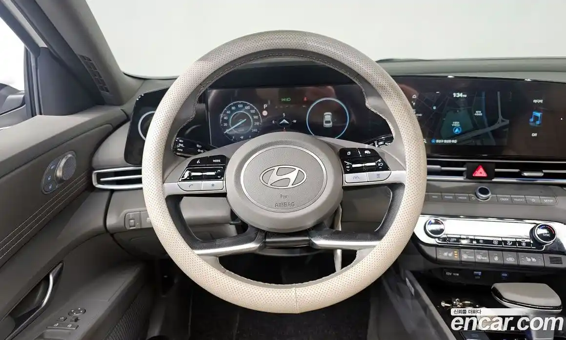 Hyundai Avante 2024 1.6 Автомат в Москве № 47680, фото 16