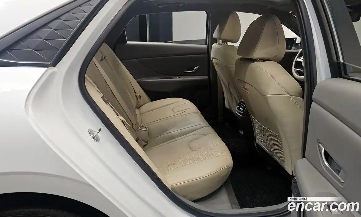 Hyundai Avante 2024 1.6 Автомат в Москве № 47680, фото 19