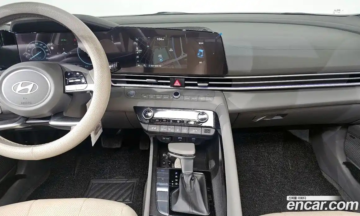 Hyundai Avante 2024 1.6 Автомат в Москве № 47680, фото 8