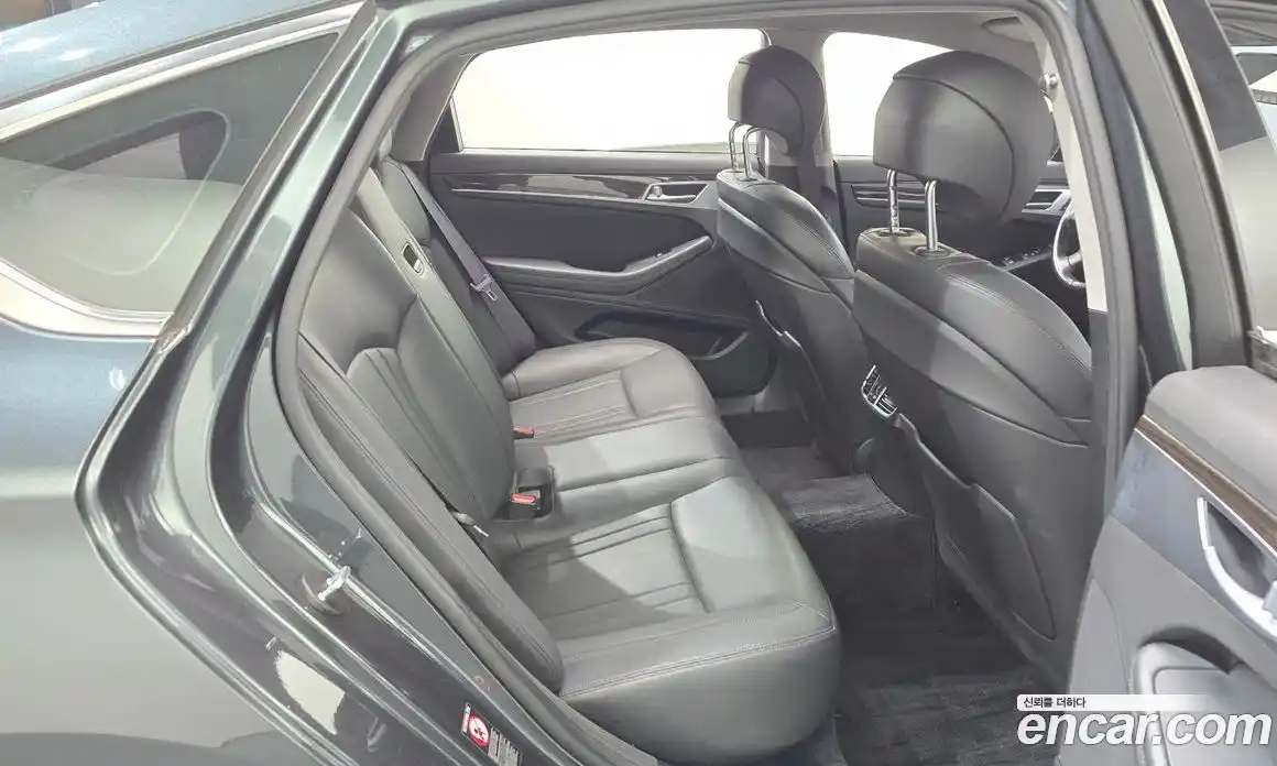 Genesis G80 2020 3.3 Автомат в Москве № 58924, фото 13