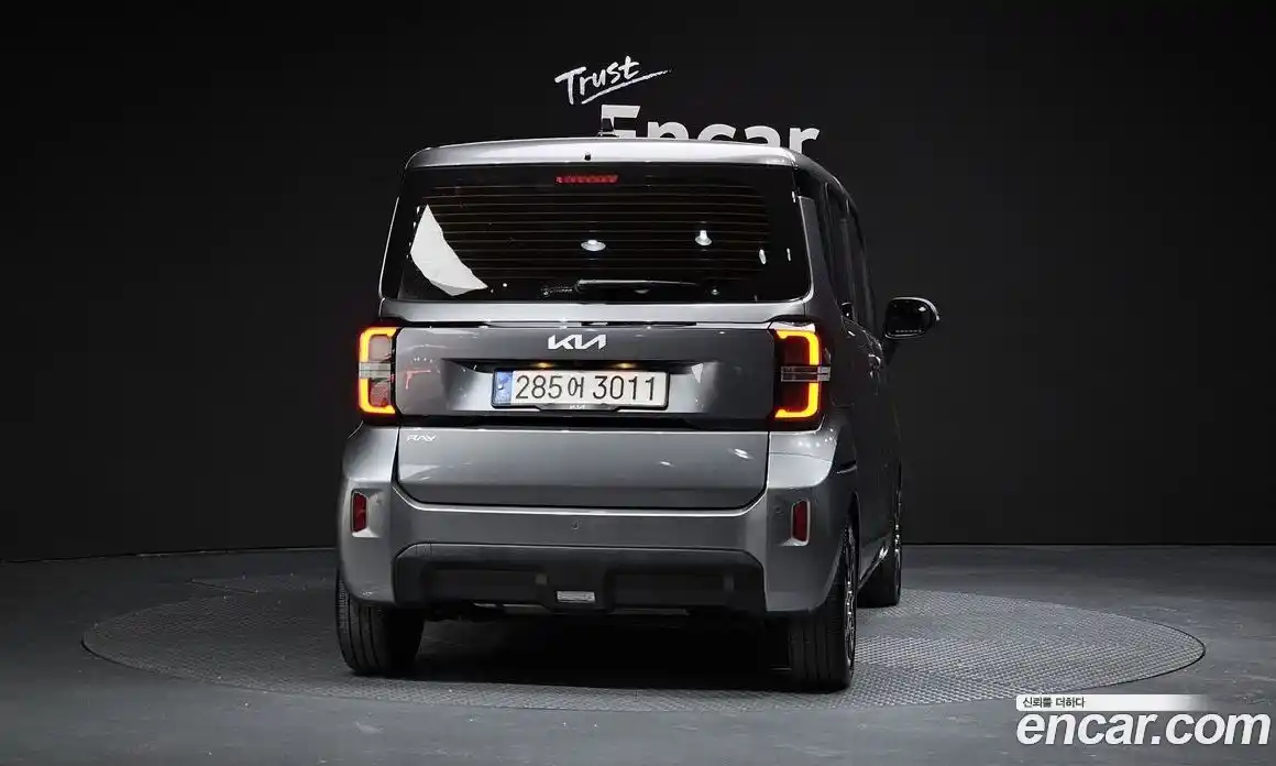 Kia Ray 2023 1.0 Автомат в Москве № 74728, фото 7