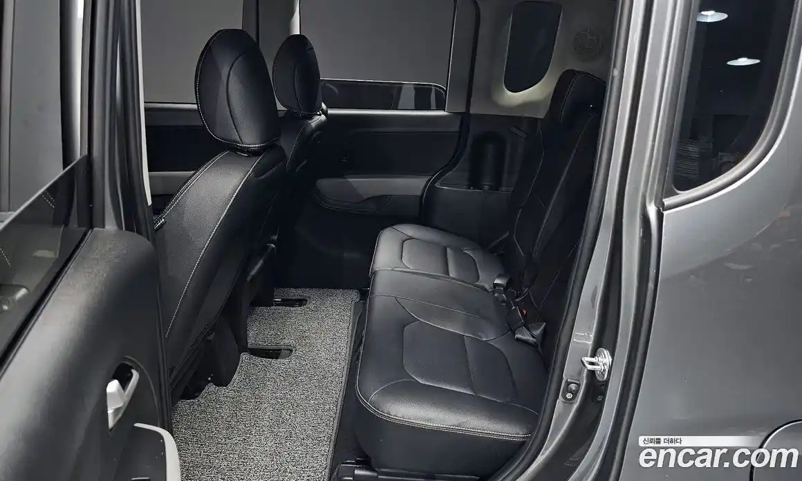 Kia Ray 2023 1.0 Автомат в Москве № 74728, фото 10