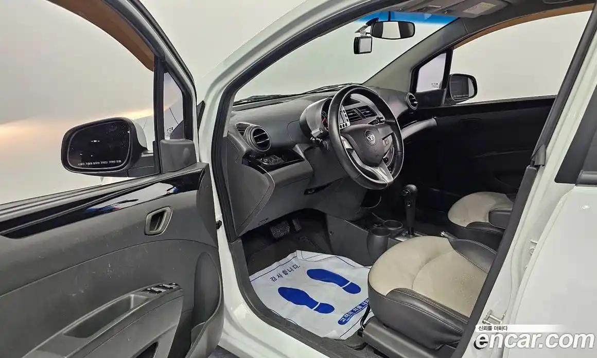 Chevrolet Matiz 2011 1.0 Автомат в Москве № 101849, фото 12