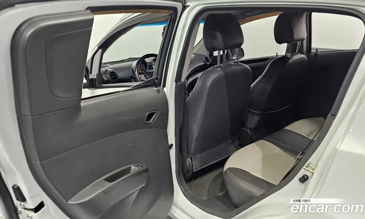 Chevrolet Matiz 2011 1.0 Автомат в Москве № 101849, фото 13