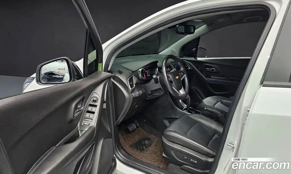 Chevrolet Trax 2021 1.4 Автомат в Москве № 103796, фото 13