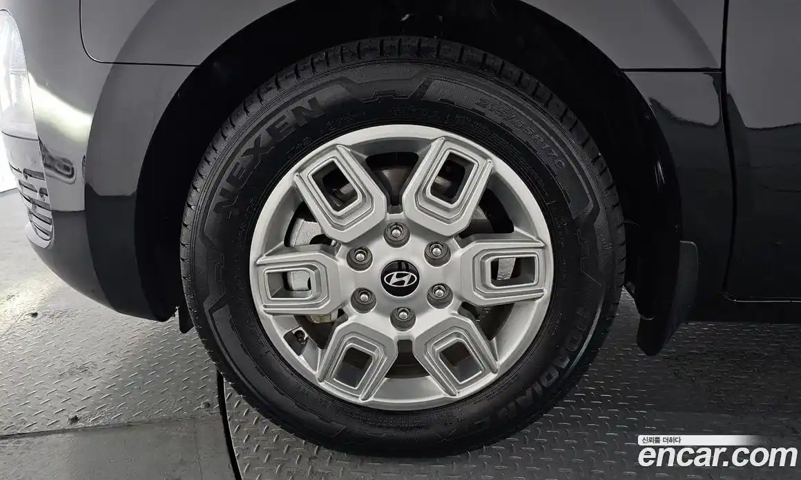 Hyundai Staria 2025 2.2 Автомат в Москве № 10443, фото 4