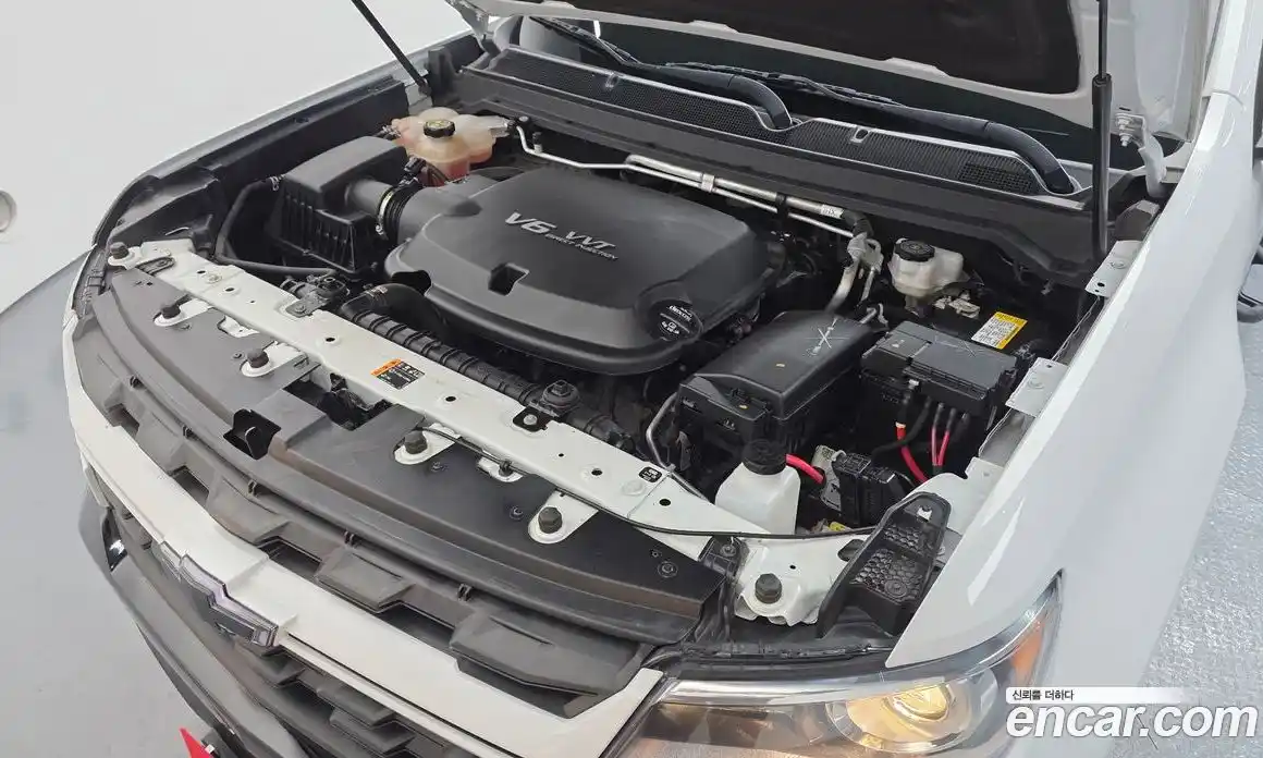 Chevrolet Colorado 2022 3.6 Автомат в Москве № 105084, фото 13