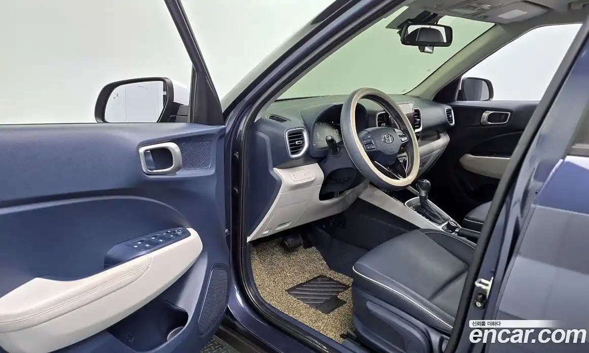 Hyundai Venue 2024 1.6 Автомат в Москве № 107837, фото 11