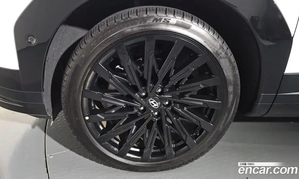 Hyundai Santa Fe 2024 2.5 Автомат в Москве № 108269, фото 10