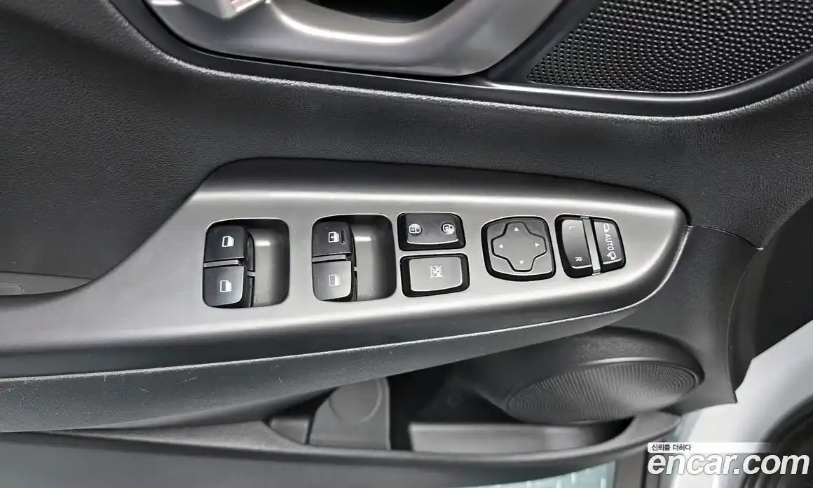 Hyundai Kona 2018 1.6 Автомат в Москве № 108733, фото 18