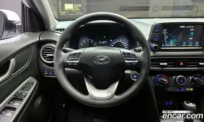 Hyundai Kona 2018 1.6 Автомат в Москве № 108733, миниатюра 3